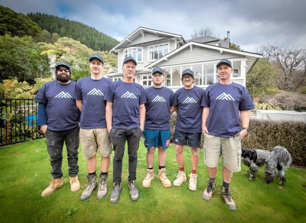 Renovate Me team in their tshirts with just the logo